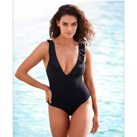 Sea Level Australia Ruffle One Piece Black Swimsuit Flattering Size 4/8 - Picture 1 of 7